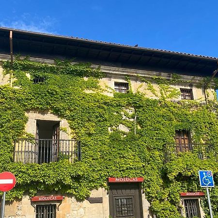 Apartamento Gaudi Comillas Esterno foto